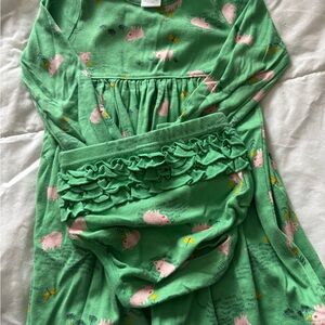 Hanna Andersson Girls Green Pig Print dress Ruffle-Back Bloomer Set size 90(3T)